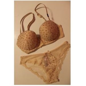Victoria's Secret Bra & Panty Set